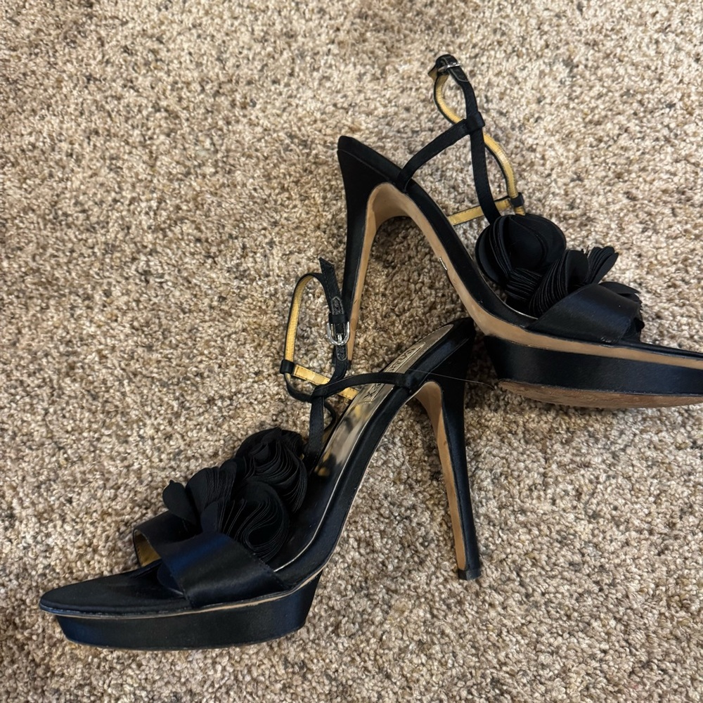 Badgley Mischka Black Satin Platform Heels with Floral Rosette Accents 10M